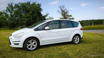 Ford S-Max - 8