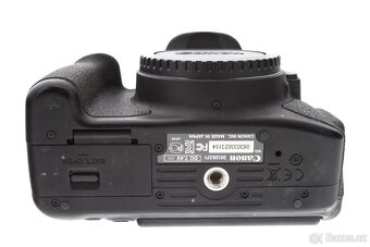 Zrcadlovka Canon 650D + 18-55mm + brašna - 8