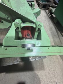 prodám uhlový stůl k nástrojové frézce - 8