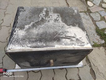 Nerezový zásobník - 8