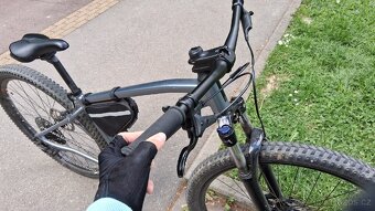 Prodám kolo rockrider-horské - 8