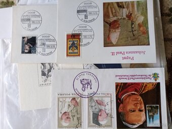 Staré známky, grafiky, obrazy, pohlednice a časopisy - 8