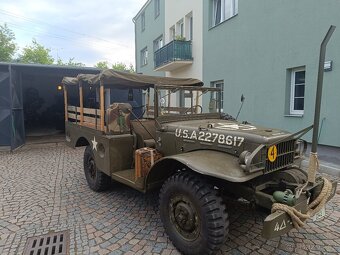 Dodge WC 52 - 8