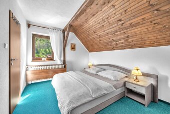 Rodinný dům s garáží a penzionem, Dolní Dvůr, Krkonoše, okre - 8