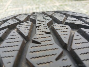 4ks zimních pneumatik NOKIAN 225/40R18 92V 90% DOT2020 - 8