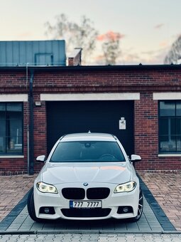 BMW 530d M-paket xDrive facelift Harman/Kardon HUD ČR 2016 - 8