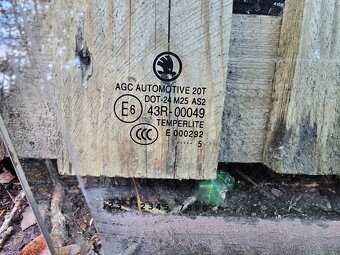 P.P. sklo dveří - Škoda Octavia 3 - 8