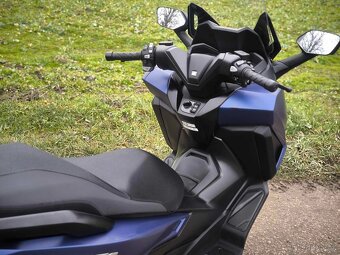 Honda Forza 125cm r.v 2023 - 8
