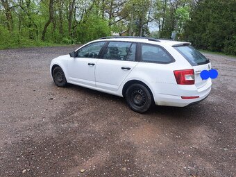 PRODÁM ŠKODA OCTAVIA 3 COMBI 1.6 TDI 77KW ,STK DO 4.2026 - 8