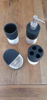 Koupelnová sada - 8