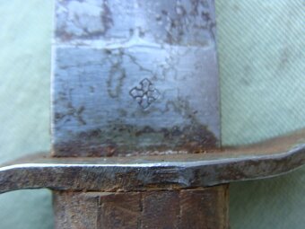 Útočný nůž tzv. boták - 8