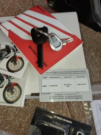 Honda CB 650F - 8