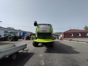 CLAAS LEXION 660 + V750 - 8