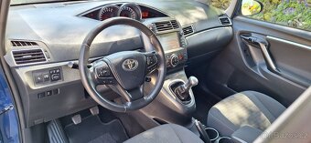 Toyota Verso 1.6i - 8