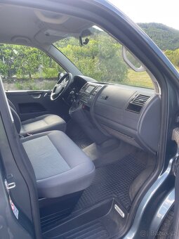 Volkswagen Caravelle Long - 8