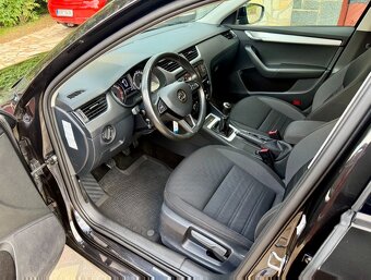 Škoda Octavia, 1.5 TSI110KW AMBITION PLUS ACC DPH - 8