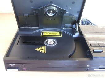 GRUNDIG CD 500 Prisma - legendární CD player - 8