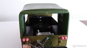 Starý kovový model Barlux Fiat Campagnola měřítko 1:25 - 8