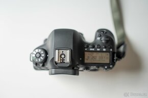 Zrcadlovka Canon EOS 6D Mark II - 8