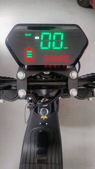 Elektrokoloběžka LeraMotors Scooters C2 2000W - 8