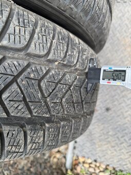 215/65/17 - Pirelli zimní sada pneu - 8