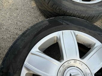 prodám 4x Alu disky na Citroen R16 s pneu 205/55 - 8