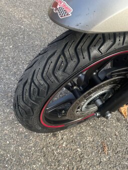 Honda SH 300 i ABS zamluveno do 7.12. - 8