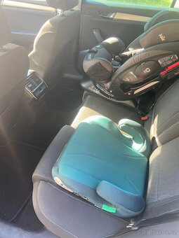 Škoda Superb III šedá - 8