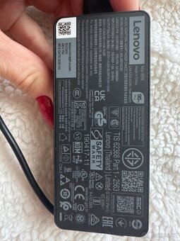 Lenovo ThinkPad T590 top stav - 8
