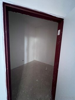 Pronájem prostor 151 m² Klecany u Prahy - 8