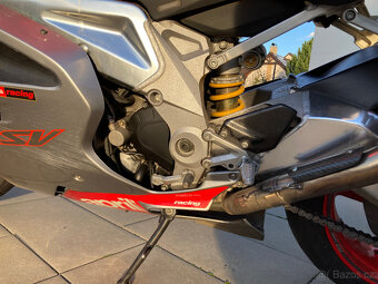 Aprilia RSV 1000 R, r.v. 2004 - 8