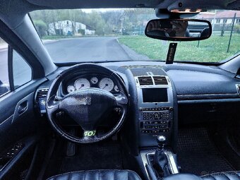 Peugeot 407 2.2i - 8