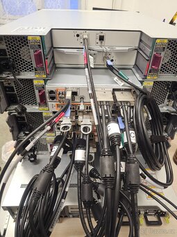 Diskove pole HP 3PAR 8400 - 8