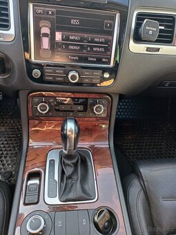 Volkswagen Touareg 3.0 TDI , 176 kw - 8