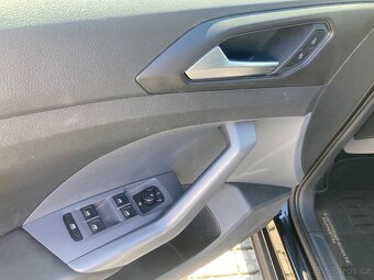 Volkswagen T-Cross 1.6 tdi Dsg - 8