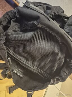 Karrimor patrol 45 černý + kapsy - 8