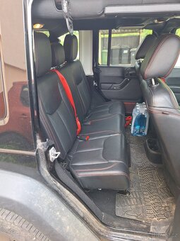 PRODÁM JEEP WRANGLER JK UNLIMITED - 8