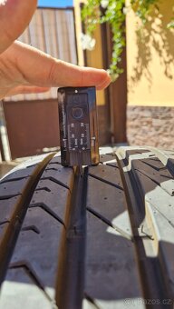 Pneu 215/45 R17 - 8