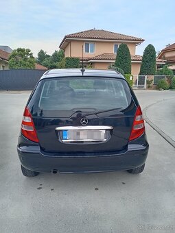 Mercedes A - 8
