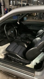 Bmw E36 325i coupe manuál - 8