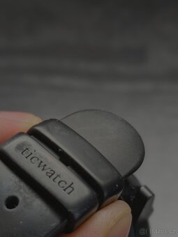 Ticwatch E Smartwatch - 8