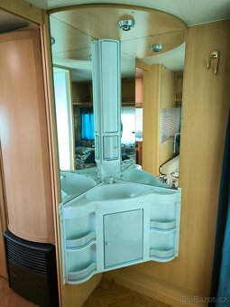 Prodáno Karavan Adria Unica 502 - francouzská postel - 8