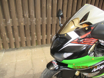 Kawasaki ZX- 10 R Ninja - 8