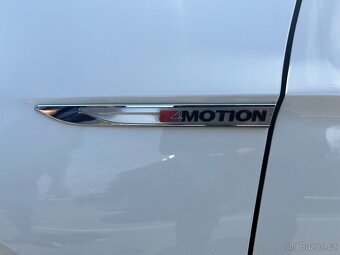 Passat B8 4MOT BiTDi 176kW Highline R-line - 8