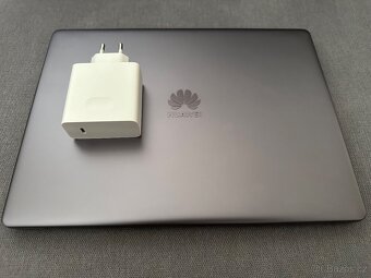 Huawei MateBook 13 - 8