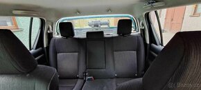 Toyota hillux 2.4 double cab 2017 4x4 najeto 232xxx - 8