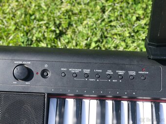 Yamaha klavesy - 8