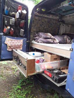 Ford transit obytna dodavka - 8
