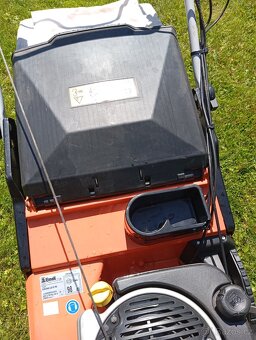 Sekačka Oleo-Mac LUX 55 TBI – silný motor B&S - 8