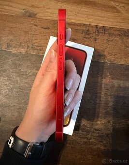 iPhone 14 128 GB Product(RED) perfektní stav + záruka do 2 - 8